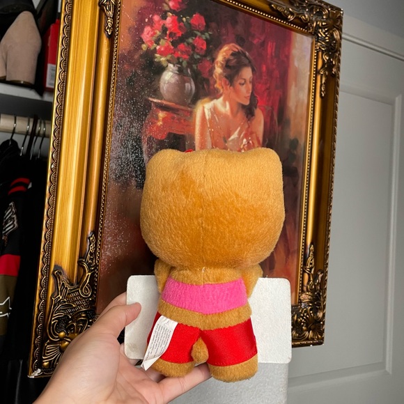 Brand new hello kitty from Hawaii - Picture 5 of 7